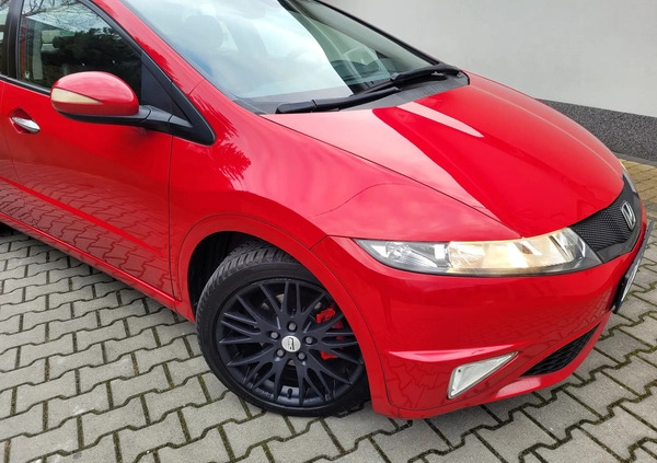 Honda Civic cena 29700 przebieg: 157000, rok produkcji 2010 z Gąbin małe 379